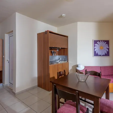 Eurohotel Theo 4* Agia Marina